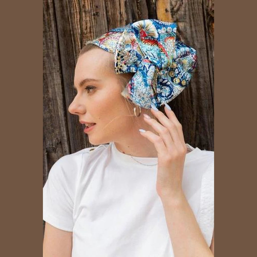 Light Blue Paisley Full Coverage Headwrap