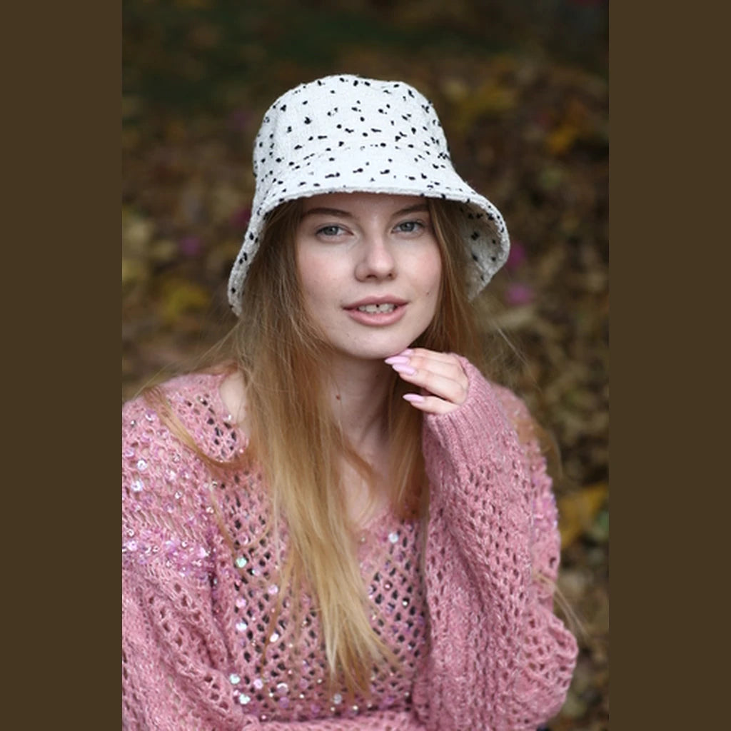 Rounded White Tweed Hat