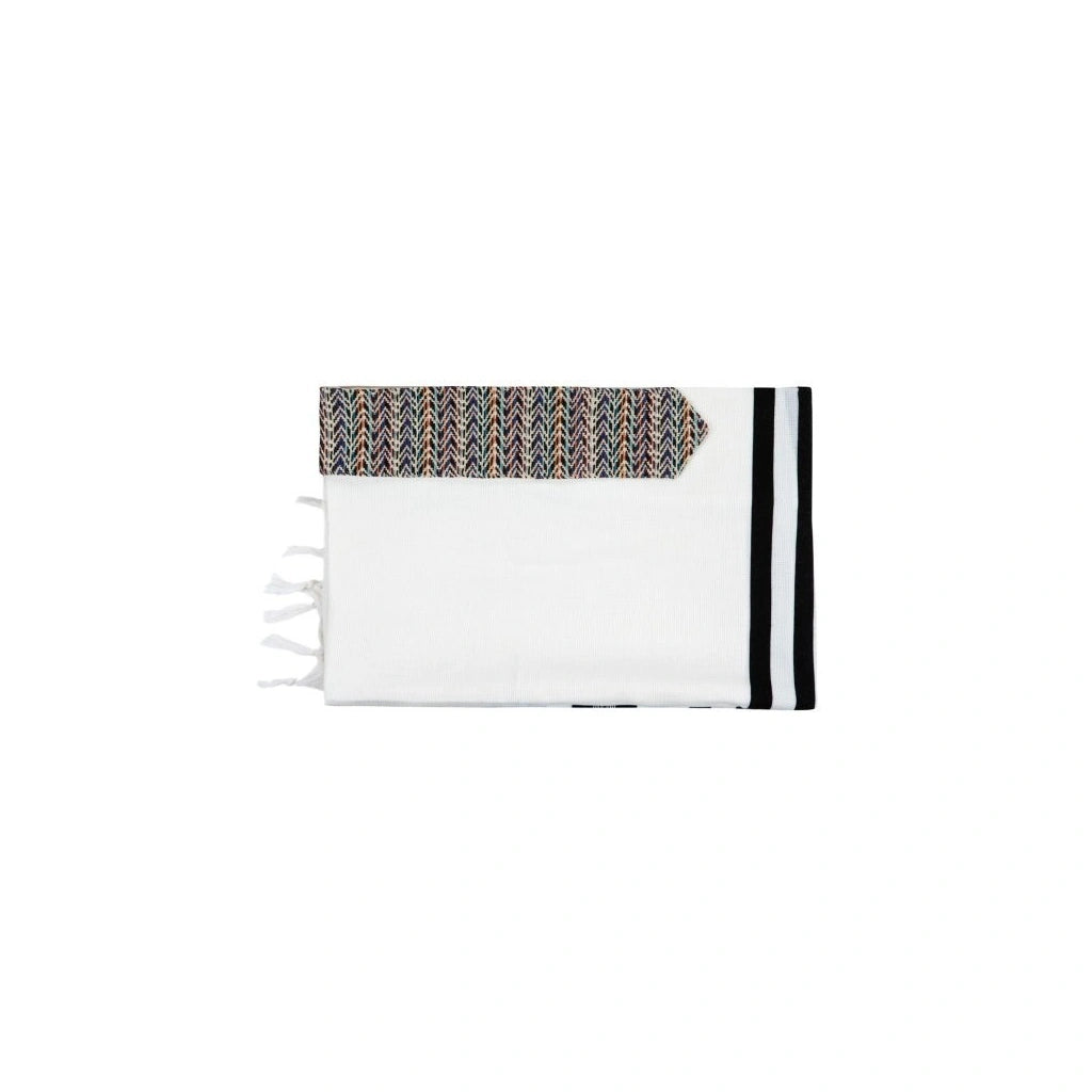 Elegant Tallit with Zigzag Atarah