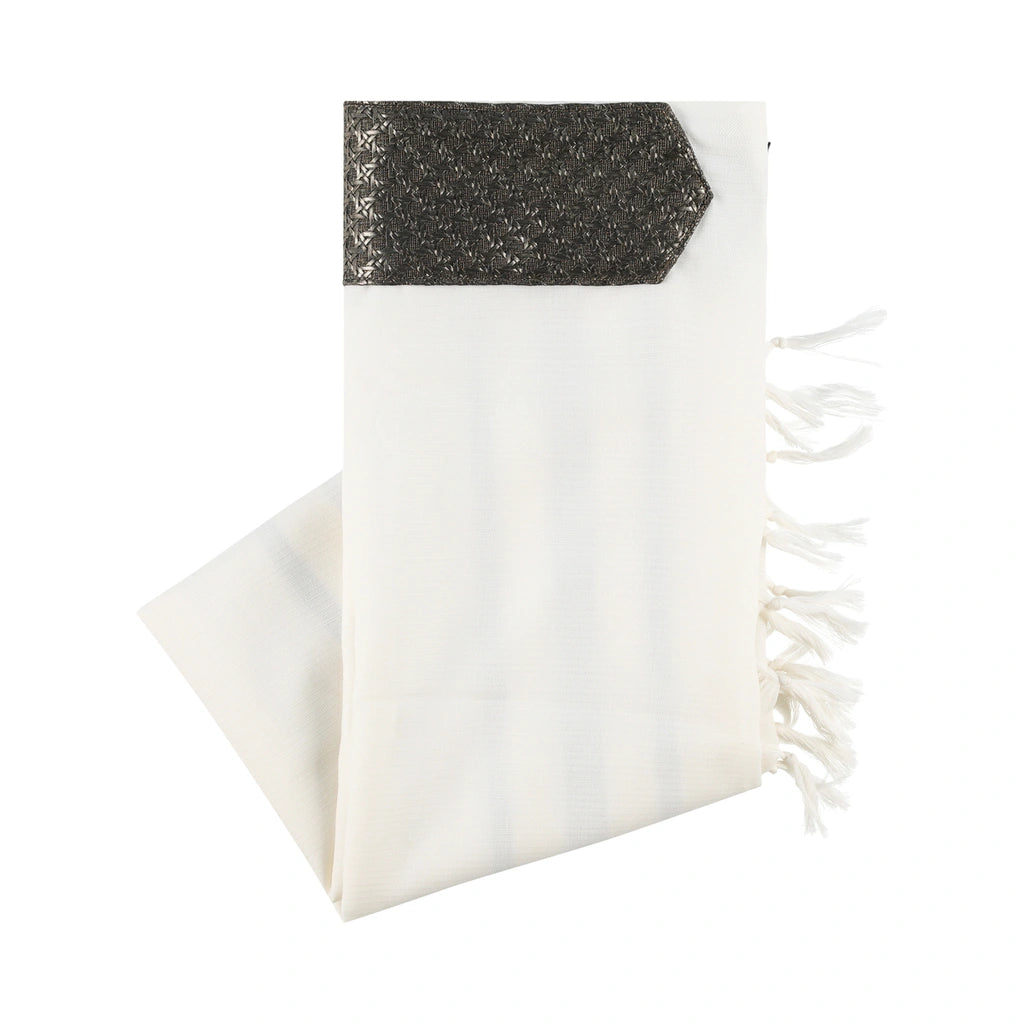 Elegant Black and Gold Star of David Tallit