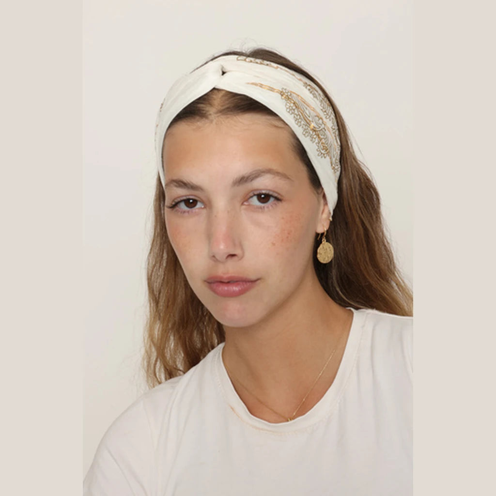 Thin Paisley Turban Head Covering – White & Gold