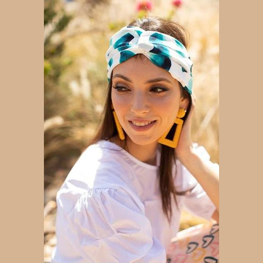 Thin Printed Turban Head Covering – White & Green