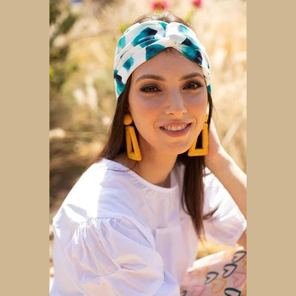 Thin Printed Turban Head Covering – White & Green